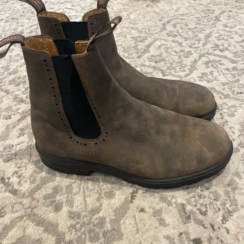 Women’s blundstone high top Rustic Brown $290 with tax